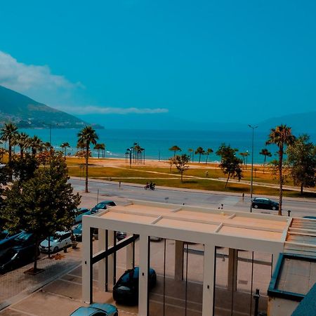 Laid Hotel Vlore Bagian luar foto