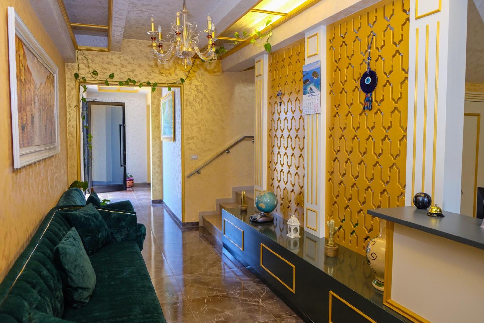 Laid Hotel Vlore Bagian luar foto