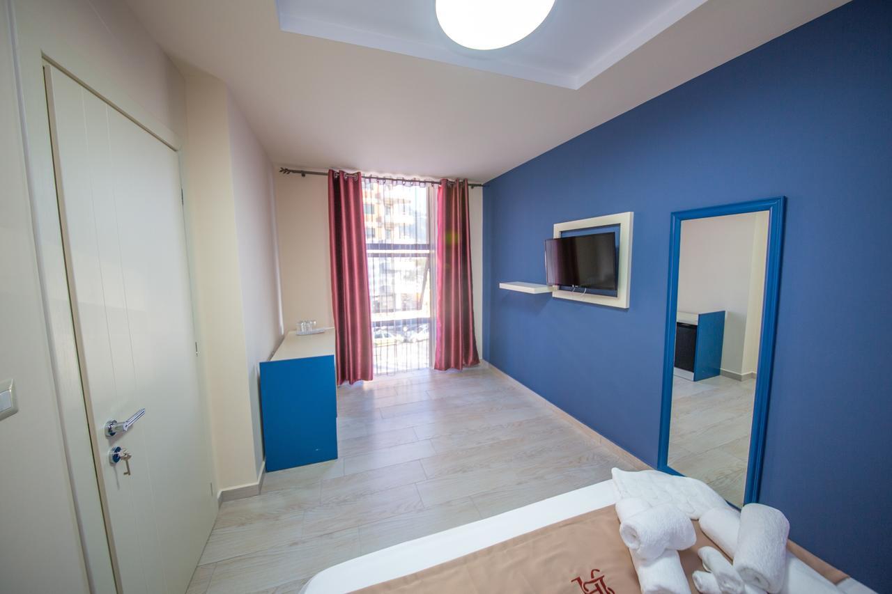 Laid Hotel Vlore Bagian luar foto