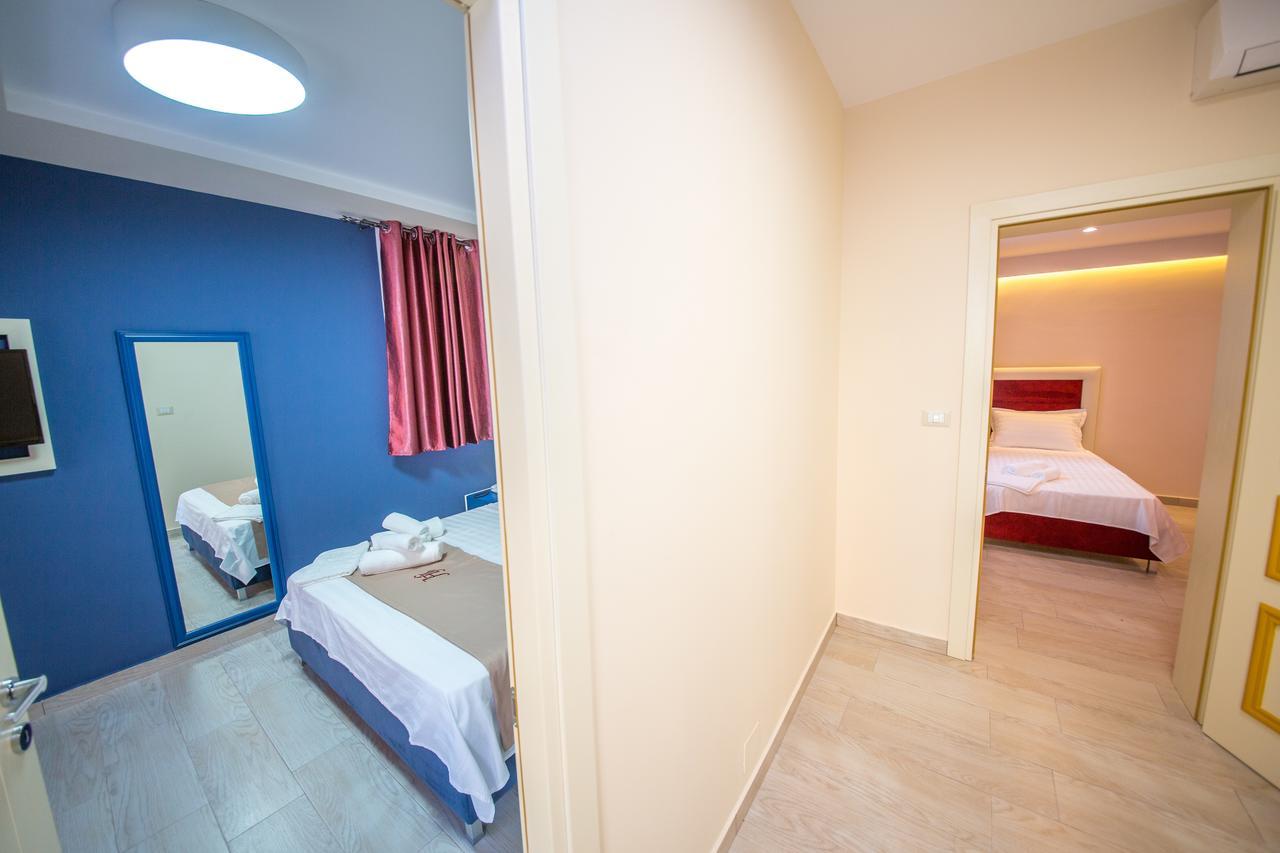 Laid Hotel Vlore Bagian luar foto